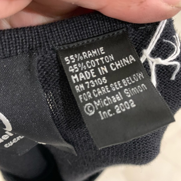 Michael Simon HALLOWEEN Ghost Sweater Blouse Size L - Picture 8 of 10